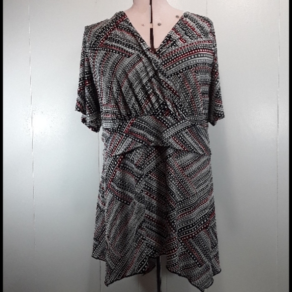 Lane Bryant polka dot crossover top size 26 / 28 - Picture 1 of 8